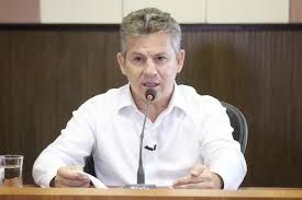 Mendes critica n�mero baixo de �nibus em Cuiab�: 'est� piorando a situa��o da cidade'