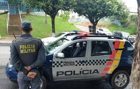 Dois PMs do mesmo batalh�o testam positivo e seis s�o colocados em isolamento