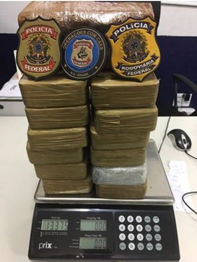PF faz opera��o contra organiza��o criminosa envolvida no tr�fico de drogas