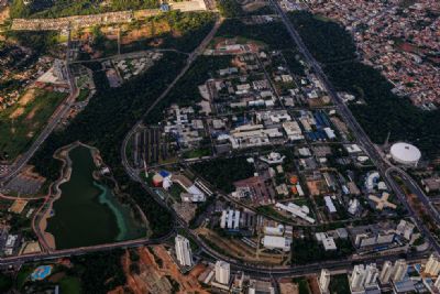 Aulas em creches, escolas e universidades s�o suspensas ap�s decreto em Cuiab�