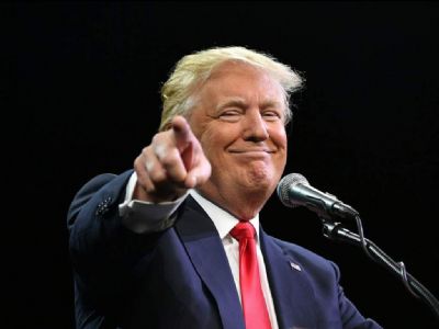 Trump d� pr�mio 'Fake News' a vencedor do Nobel, CNN e 'NY Times'