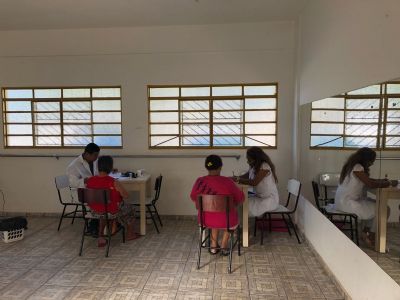 Profissionais da Sa�de come�am a atender nas unidades dos CCI�s