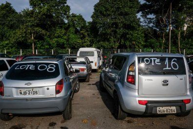Semob leiloa ve�culos apreendidos e n�o retirados por propriet�rios