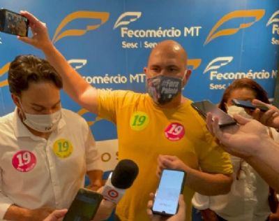 Ab�lio se exalta e ataca imprensa para fugir pela segunda vez de perguntas inc�modas