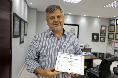 Com vasto curr�culo, ge�grafo se prepara para auxiliar na constru��o de uma Cuiab� mais moderna