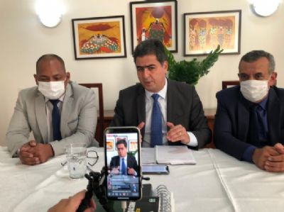 Emanuel emite decreto municipal e determina toque de recolher somente a partir das 23h e libera at� bares