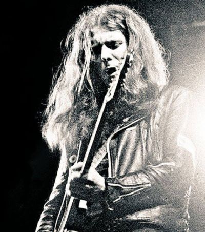 Eddie Clarke, guitarrista do Mot�rhead, morre aos 67 anos