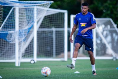 Corinthians manifesta interesse por �derson, livre ap�s fazer acordo com o Cruzeiro