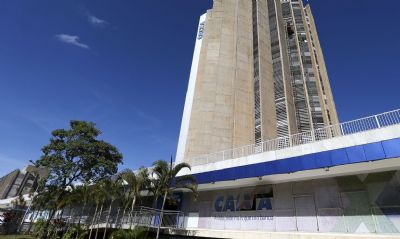Caixa paga aux�lio emergencial  nascidos em julho