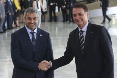 Presidente do Paraguai � recebido por Bolsonaro no Pal�cio do Planalto