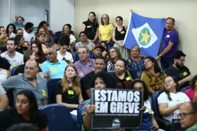 Em audi�ncia na AL, profissionais afirmam que manter�o greve