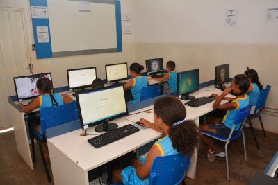 Escola da rede municipal de Cuiab� recebe benef�cios do Projeto Educonex�o