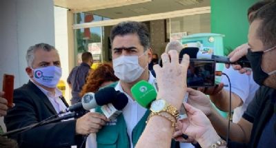 No epicentro da pandemia, Emanuel diz que vai reavaliar hor�rio de bares na pr�xima segunda-feira