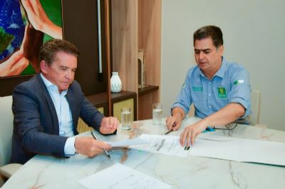 Prefeito apresenta ao TCE documentos que apontam rombo de R$ 183 milh�es na Sa�de de Cuiab�