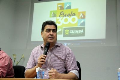 Escola 300 contemplou 72 das 96 unidades municipais de ensino com falhas estruturais