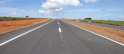 Trecho de duplica��o da BR-163 no Posto Gil � liberado