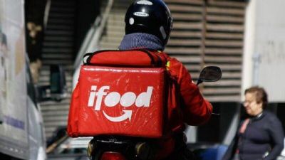 ​C�mara de Cuiab� discute ponto de apoio dos entregadores de aplicativo em Cuiab�