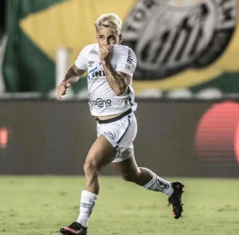 Soteldo diz que escolheu voltar ao Santos por amor: 'Tive muitas propostas�