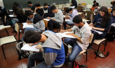 MEC publica regras para vagas remanescentes do Fies no 2� semestre
