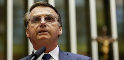 Bolsonaro sanciona lei que permite aus�ncia de alunos em provas ou aulas por motivos religiosos