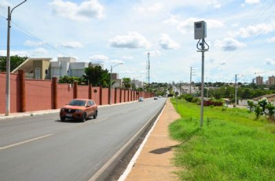 Sete novos pontos de radares come�am a multar nesta segunda-feira em Cuiab�