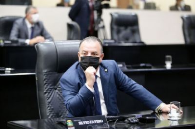 Pol�ticos de MT lamentam morte de Silvio F�vero e governador decreta luto oficial