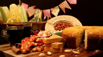 V�rzea Grande ter� �Festival Junino� com comidas t�picas, rasqueado e quadrilha