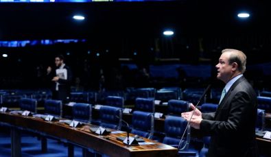 FEX vai tramitar em regime de urg�ncia no Senado