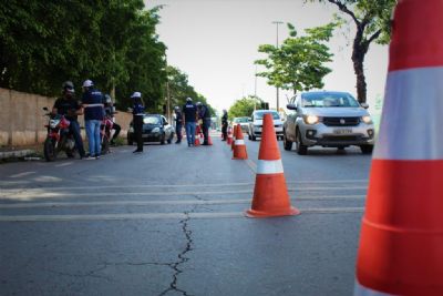 Em um m�s, 36 motoristas s�o autuados por embriaguez ao volante em opera��es integradas