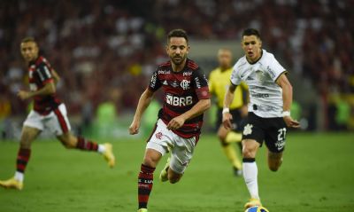 Flamengo vence Corinthians e amplia crise no Parque S�o Jorge