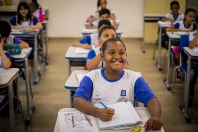 Governo homologa resultado final do concurso da Educa��o