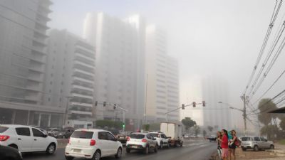 Frio chega a MT e term�metros marcam 16� C em Cuiab�