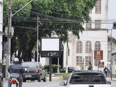 Temperatura cai e term�metros devem registrar m�nima de 16� em Cuiab�