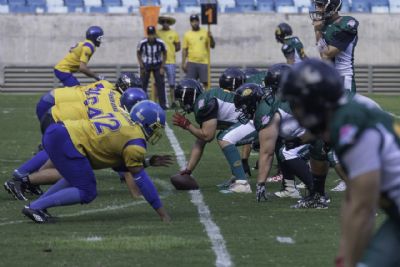 Cuiab� Arsenal estreia s�bado no brasileiro de futebol americano