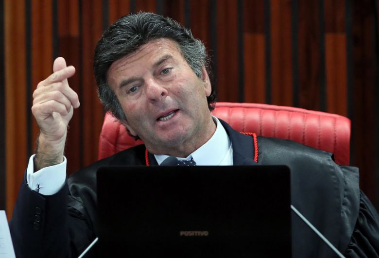 Fux deixa presid�ncia do STF com promessas n�o cumpridas