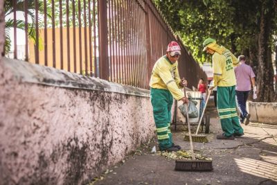 Garis paralisaram coleta e cobraram mais seguran�a no trabalho
