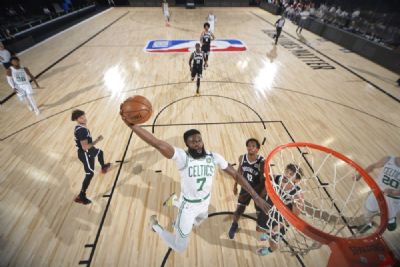 Celtics atropelam os Nets com a maior pontua��o da franquia em 28 anos