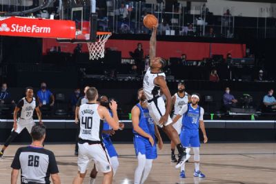 Kawhi e George lideram, e Clippers fazem 3 a 2 nos Mavs