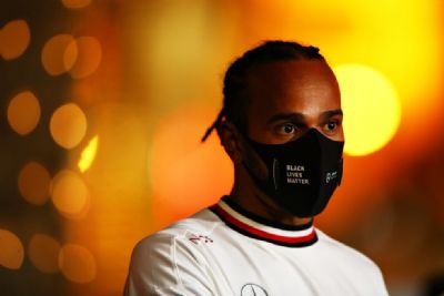 Lewis Hamilton testa positivo para Covid-19 e est� fora do GP de Sakhir