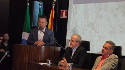 Governador anuncia uso de intelig�ncia artificial para evitar desmatamento qu�mico em �reas de MT