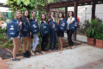​Adolescentes trocam 'festa de 15 anos' por interc�mbio