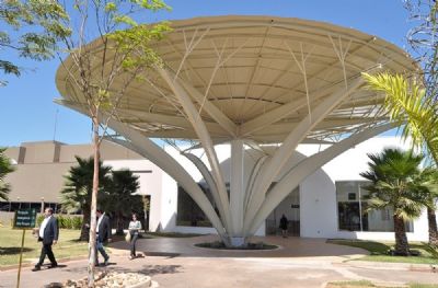 Inaugurada em agosto, primeira UTI para atender crian�as com c�ncer continua fechada em Cuiab�