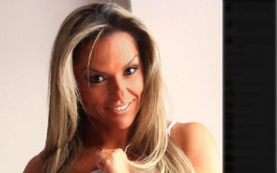Justi�a estuda transfer�ncia de Helen Lesco para cela especial