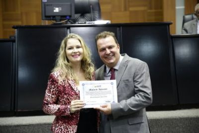 Max Russi homenageia policiais civis e delegados por atua��o efetiva e medidas preventivas