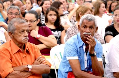 Cartilha orienta sobre cria��o de Fundo do Idoso