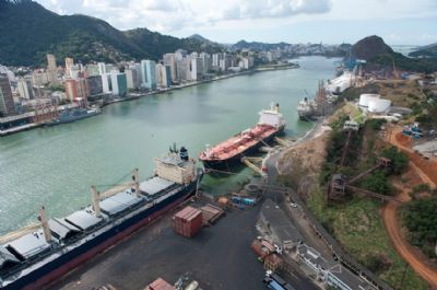 Sancionada lei que remaneja recursos para minist�rios  Fonte: Ag�ncia Senado