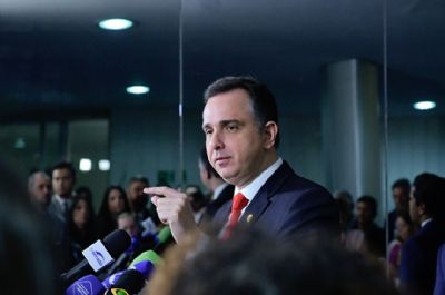 Senado adia vota��o da reonera��o da folha de pagamento de 17 setores