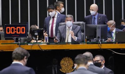 PEC Emergencial: C�mara conclui vota��o e aux�lio pode ser pago logo