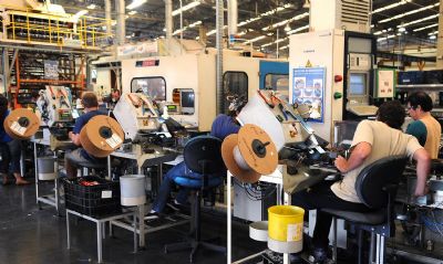 Indicador de incerteza da economia recua pelo sexto m�s