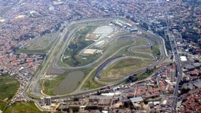 Aut�dromo de Interlagos completa 80 anos com futuro indefinido